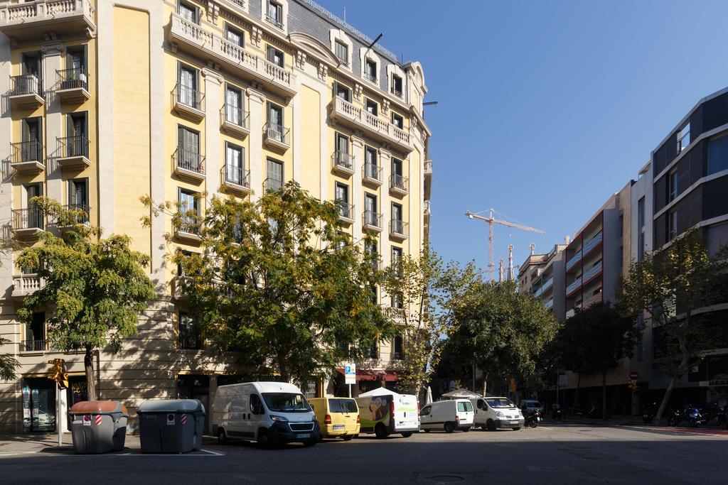 Barcelona 54 Apartment Rentals ภายนอก รูปภาพ