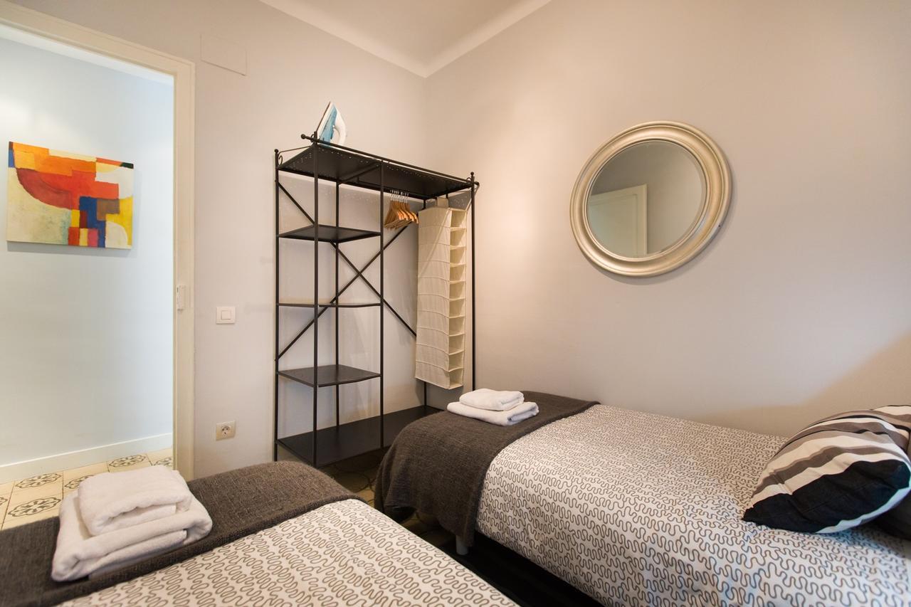 Barcelona 54 Apartment Rentals ภายนอก รูปภาพ