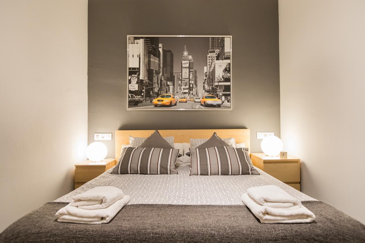 Barcelona 54 Apartment Rentals ภายนอก รูปภาพ